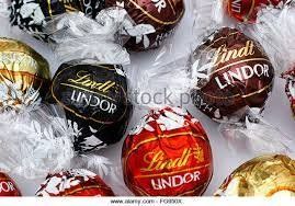 Цукерки Lindt 2 кг в асортименті НФ-00015004 фото