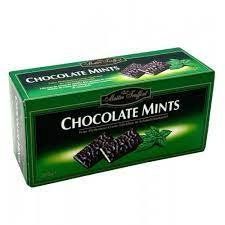 Цукерки шоколадні зі смаком м'яти Maitre Mints 200 гр (пластинки) НФ-00001436 фото